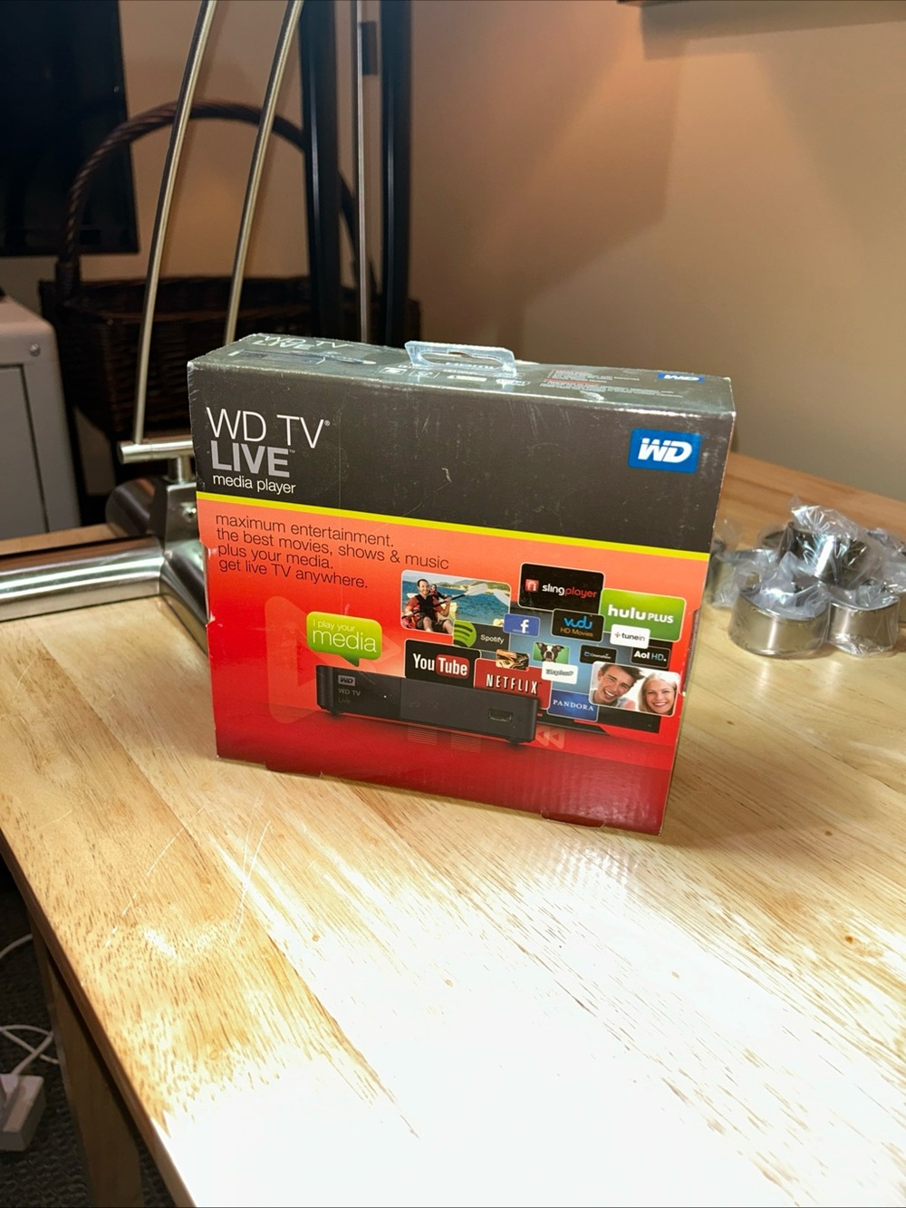 Western Digital WD TV Live Media Player With Remote C3H HDMI Player New Sealed